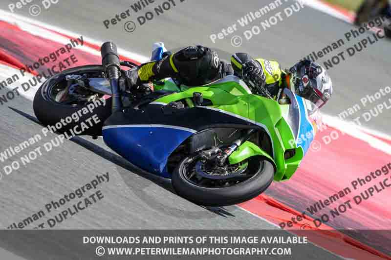 cadwell no limits trackday;cadwell park;cadwell park photographs;cadwell trackday photographs;enduro digital images;event digital images;eventdigitalimages;navarra;no limits trackdays;peter wileman photography;racing digital images;trackday digital images;trackday photos